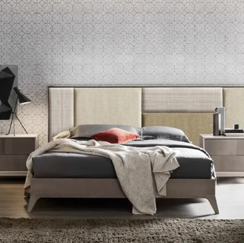 Letto Cumino con testiera patchwork in tessuto di Le Fablier