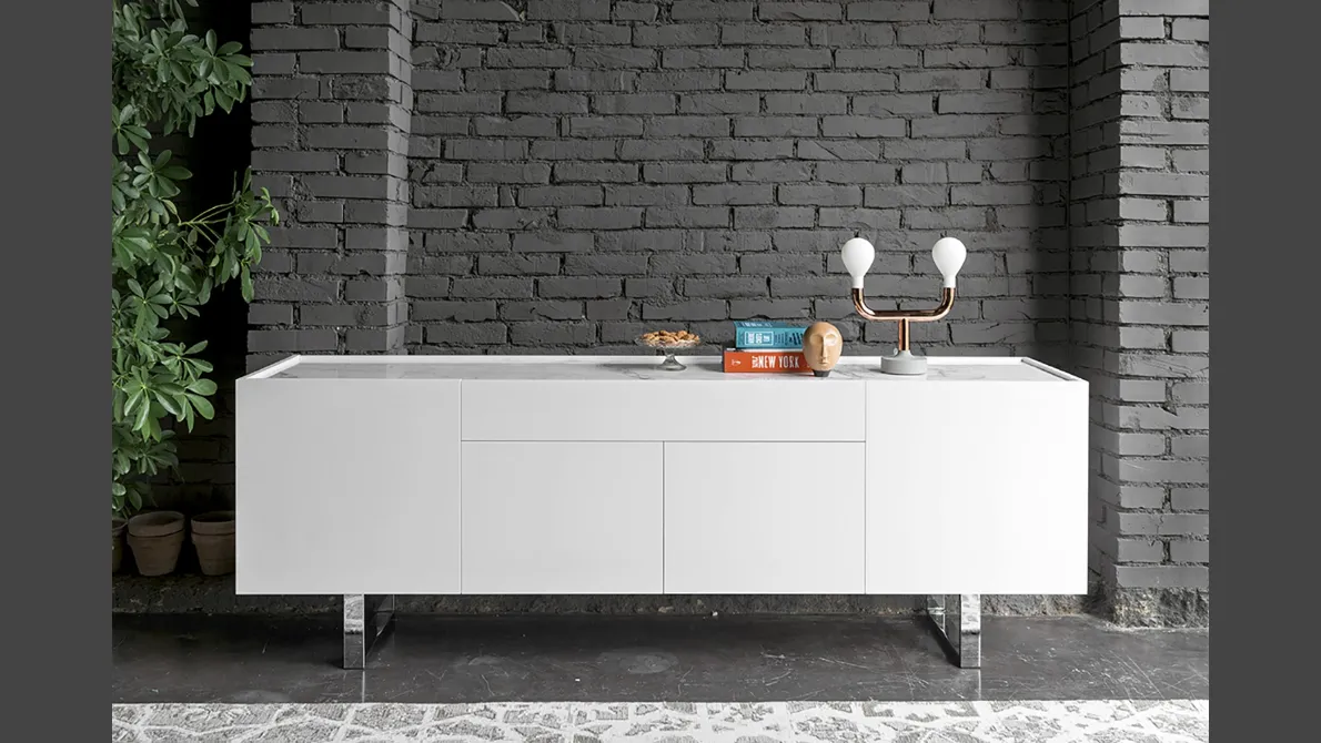 Madia Horizon in laccato Bianco di Calligaris